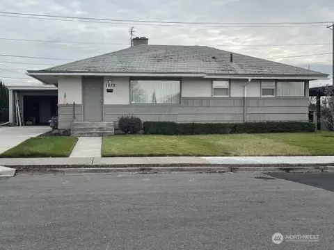 1672 Cambridge Dr, Walla Walla, WA 99362