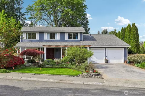 18906 SE 44th Pl, Issaquah, WA 98027