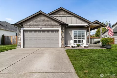 2011 Woodsman Dr, Lynden, WA 98264