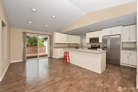 6522 Steilacoom Blvd SW, Lakewood, WA 98499