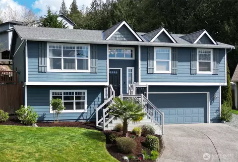 17615 Upland Dr, Arlington, WA 98223
