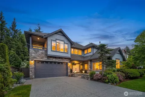 35010 Rhododendron Dr SE, Snoqualmie, WA 98065