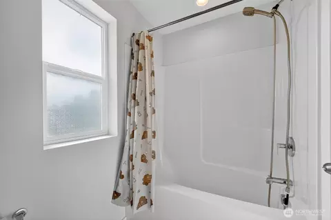 Bath - 2134 Riverstone Loop, Ferndale, WA 98248 photo 4 of 4