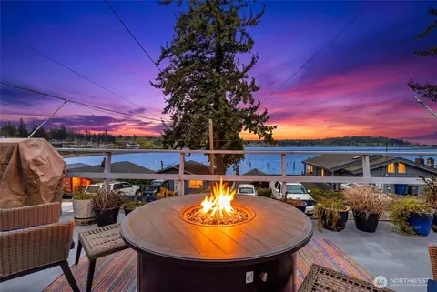 7430 Hermosa Beach Rd, Tulalip, WA 98271