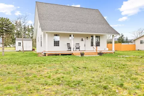 981 W Hendrickson Rd, Sequim, WA 98382