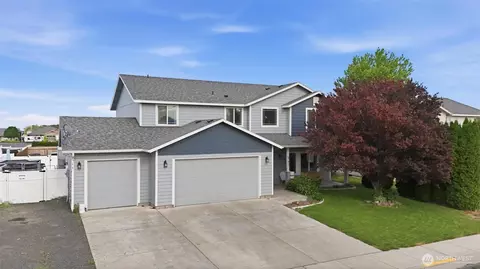 802 Willow Ave NE, Quincy, WA 98848