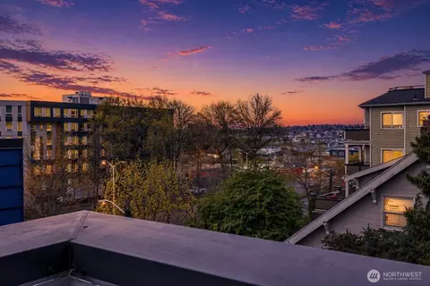 3216 15th Ave W #B, Seattle, WA 98119