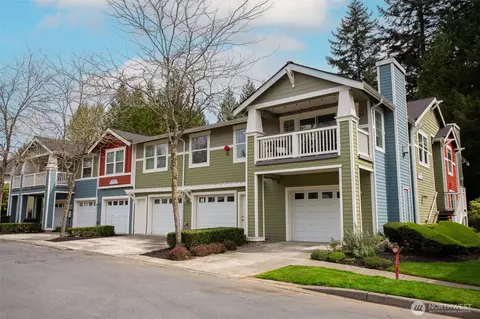 10620 221st Ln NE #203, Redmond, WA 98053