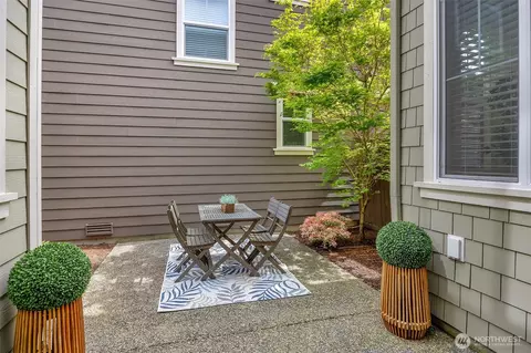 Exterior - 4416 185th Pl SE, Bothell, WA 98012 photo 3 of 6