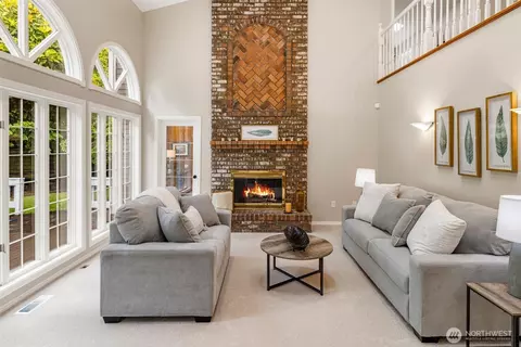 Living - 1401 141st Ct SE, Mill Creek, WA 98012 photo 2 of 3