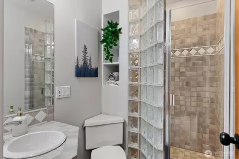 Bath - 1401 141st Ct SE, Mill Creek, WA 98012 photo 1 of 5