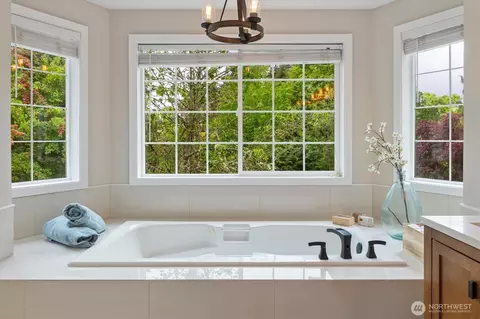 Bath - 1401 141st Ct SE, Mill Creek, WA 98012 photo 5 of 5