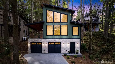6 Green Hill Rd, Bellingham, WA 98229