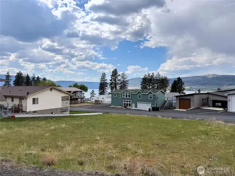 3317 Roosevelt Dr, Davenport, WA 99122