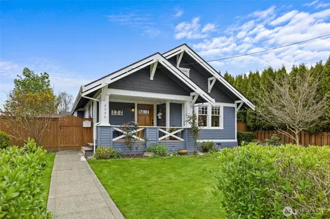 2024 Wells St, Enumclaw, WA 98022