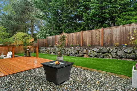 Exterior - 10116 28th Dr SE, Everett, WA 98208 photo 3 of 3