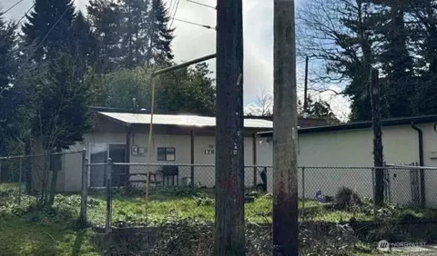 1766 S 35th Street Ct, Tacoma, WA 98418