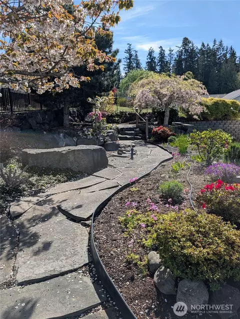 Exterior - 31 Topaz Way, Sequim, WA 98382 photo 7 of 10