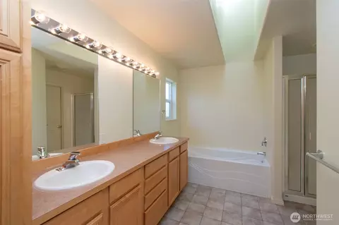 Bath - 31 Topaz Way, Sequim, WA 98382 photo 2 of 3