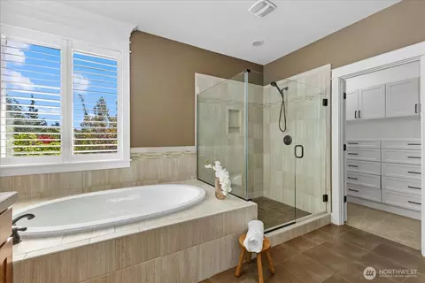 Bath - 15112 101st Ave NE, Bothell, WA 98011 photo 5 of 5