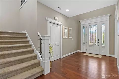 Entry Way - 15112 101st Ave NE, Bothell, WA 98011 photo 1 of 2