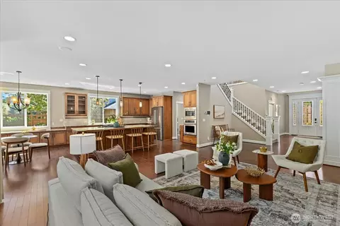 Living - 15112 101st Ave NE, Bothell, WA 98011 photo 3 of 3