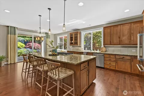 Kitchen - 15112 101st Ave NE, Bothell, WA 98011 photo 2 of 3