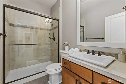 Bath - 15112 101st Ave NE, Bothell, WA 98011 photo 2 of 5