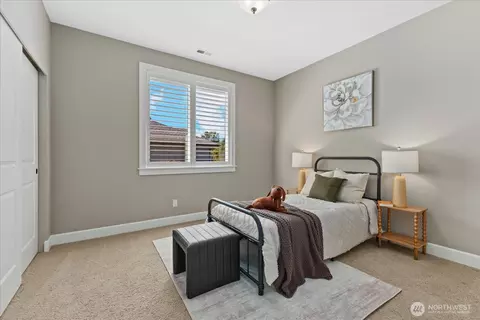Bedroom - 15112 101st Ave NE, Bothell, WA 98011 photo 1 of 5