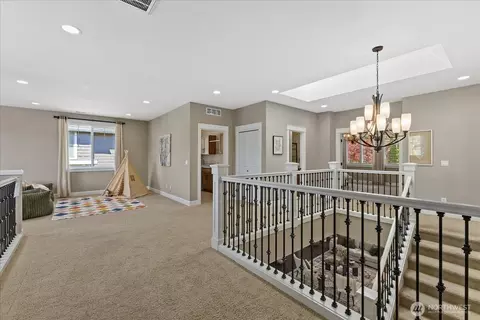 Entry Way - 15112 101st Ave NE, Bothell, WA 98011 photo 2 of 2