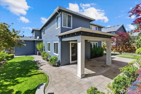 Exterior - 15112 101st Ave NE, Bothell, WA 98011 photo 4 of 8