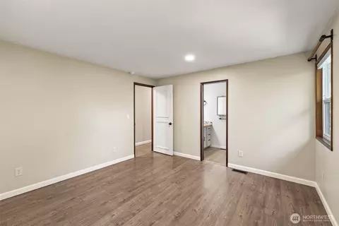 Bedroom - 53 Riverside Rd, Sequim, WA 98382 photo 4 of 4