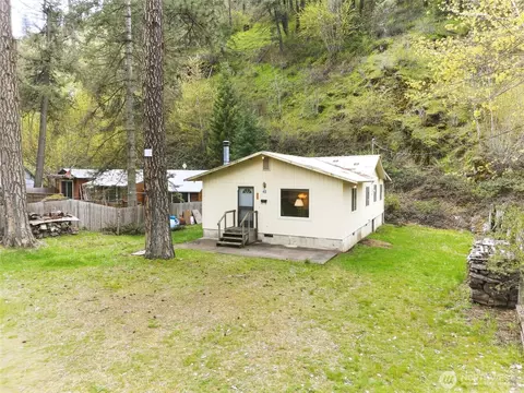 Exterior - 40 Blue Jay Loop, Walla Walla, WA 99362 photo 6 of 7