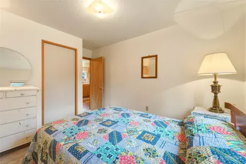 Bedroom - 40 Blue Jay Loop, Walla Walla, WA 99362 photo 2 of 4