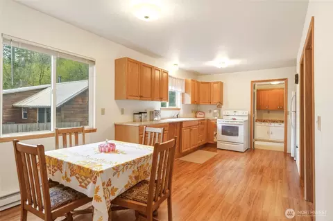 Kitchen - 40 Blue Jay Loop, Walla Walla, WA 99362 photo 1 of 2