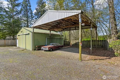 Exterior - 907 Dyer Rd, Sultan, WA 98294 photo 7 of 13