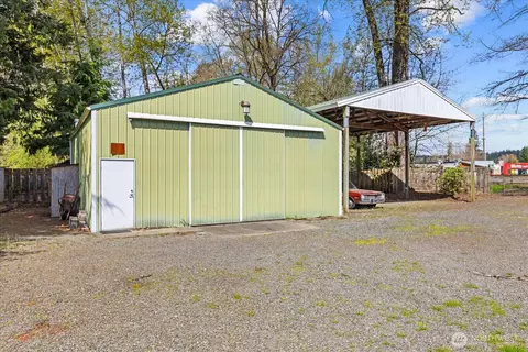 Exterior - 907 Dyer Rd, Sultan, WA 98294 photo 6 of 13