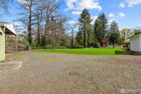 Exterior - 907 Dyer Rd, Sultan, WA 98294 photo 10 of 13