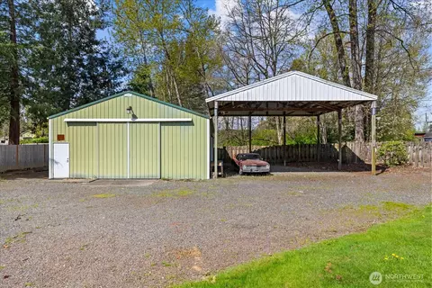 Exterior - 907 Dyer Rd, Sultan, WA 98294 photo 5 of 13