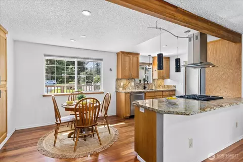Kitchen - 907 Dyer Rd, Sultan, WA 98294 photo 1 of 4