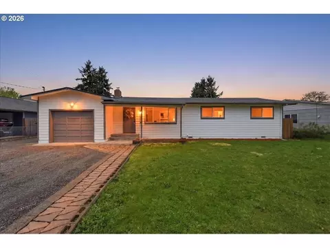 132 Green Acres Dr, Castle Rock, WA 98611