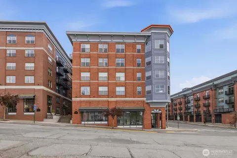 910 Harris Ave #208, Bellingham, WA 98225