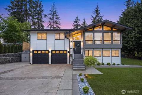 2001 17th Ave, Milton, WA 98354