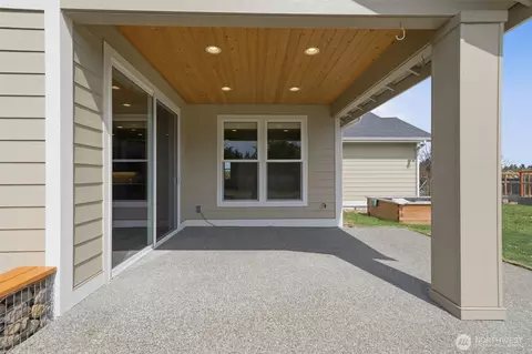 Exterior - 35 Viking Way, Sequim, WA 98382 photo 5 of 8