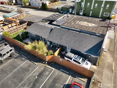 1917 Commercial Ave, Anacortes, WA 98221