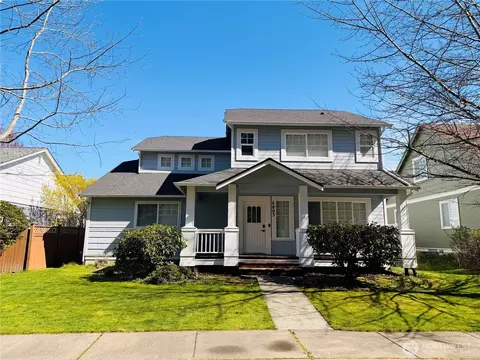 4803 Cypress Dr, Anacortes, WA 98221