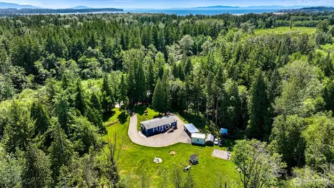 4702 Anderson Rd, Blaine, WA 98230