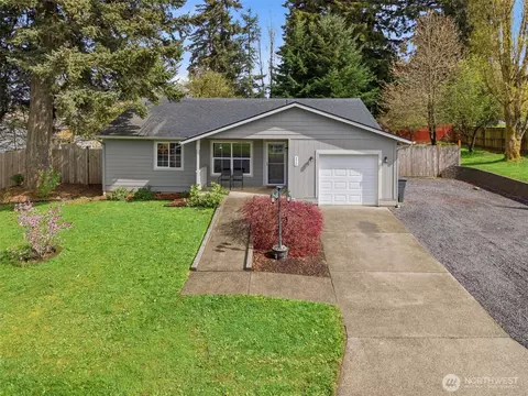 326 Cedar Ct, Winlock, WA 98596