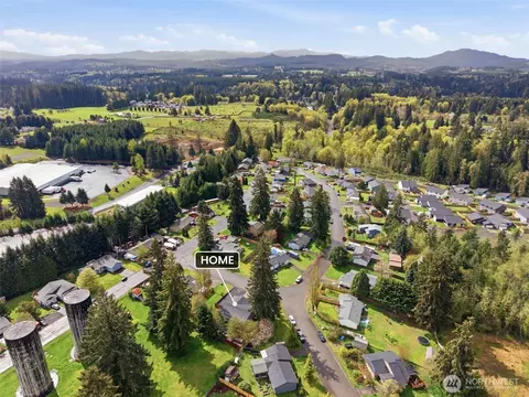 View/Area - 326 Cedar Ct, Winlock, WA 98596 photo 6 of 6