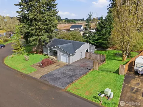 View/Area - 326 Cedar Ct, Winlock, WA 98596 photo 1 of 6